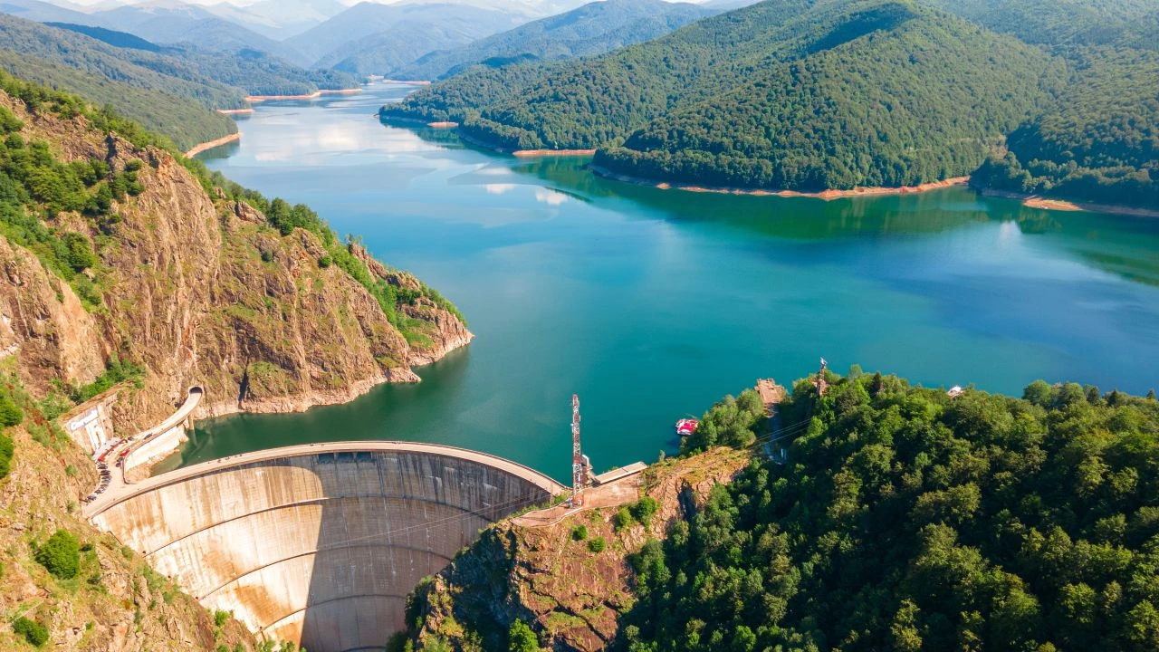 Vidraru Dam & Lake